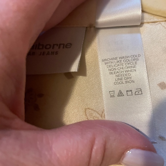 EUC. Women’s Vintage Liz Claiborne Silk Paisley Blouse and Floral Scarf. Medium. - Picture 5 of 8